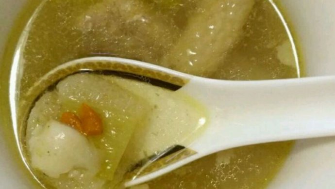 竹荪枸杞鸡汤