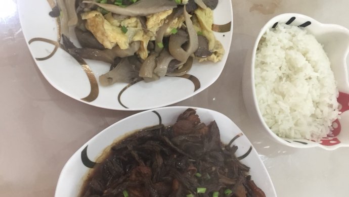 平菇炒鸡蛋#盛年锦食.忆面味