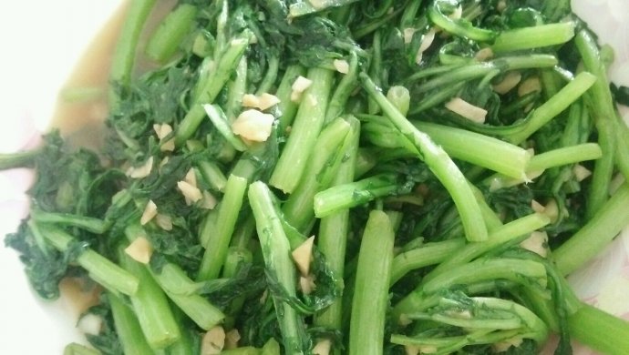 清炒茼蒿