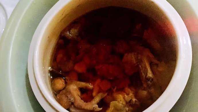高丽参鹿茸炖鸡汤