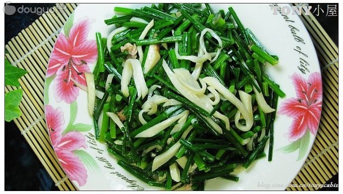 鸡腿菇炒韭菜花