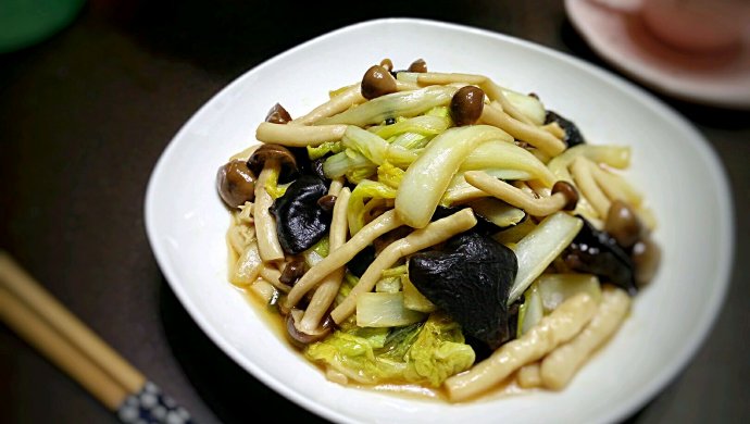 蟹味菇娃娃菜