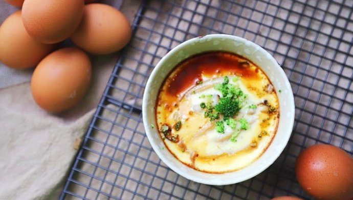 蛋白质满满:白玉菇炖蛋