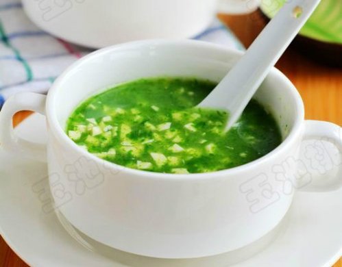口感滑嫩的青菜豆腐羹