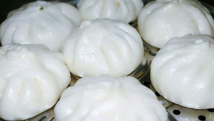 素菜包子(香菇+莴笋尖+豆腐干)一发就行,省时