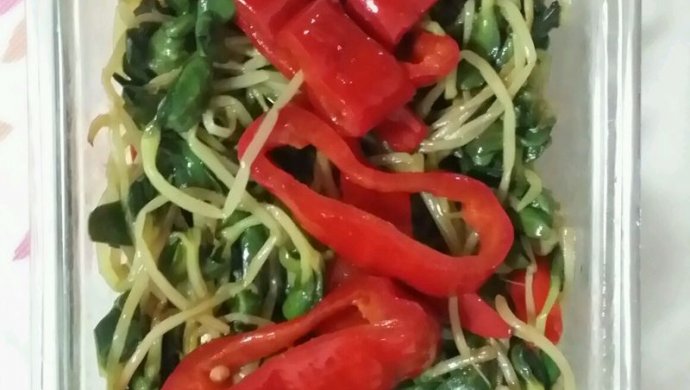 黑豆芽炒彩椒
