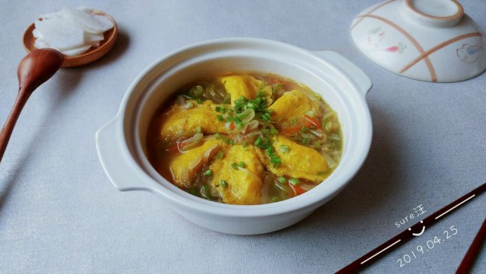 三色萝卜蛋饺锅