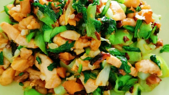 私房菜:盐渍小油菜炒鸡丁