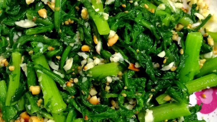 炝茼蒿菜