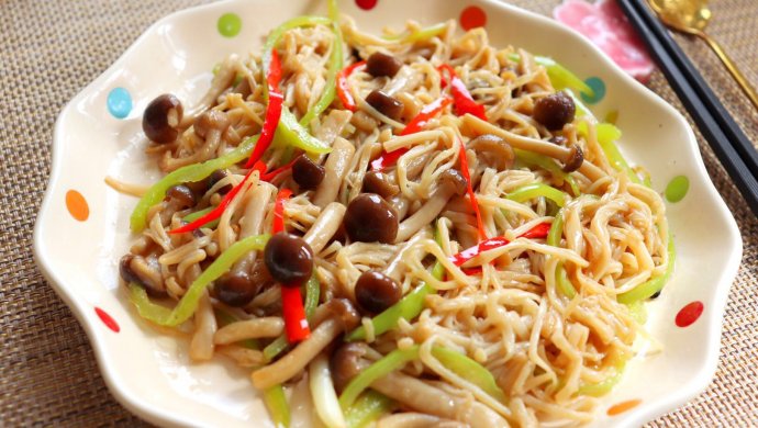 金针菇炒蟹味菇