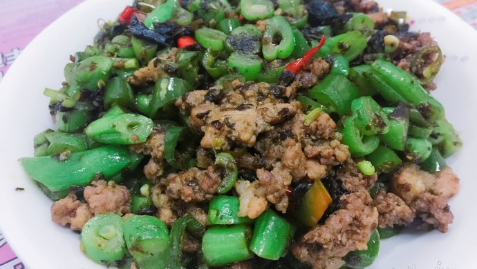豆角橄榄菜炒肉～懒人版・下饭菜