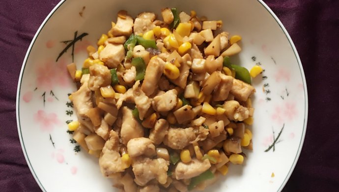 减脂餐一：鸡胸肉炒丁