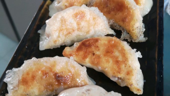 胡萝卜冬菇猪肉饺