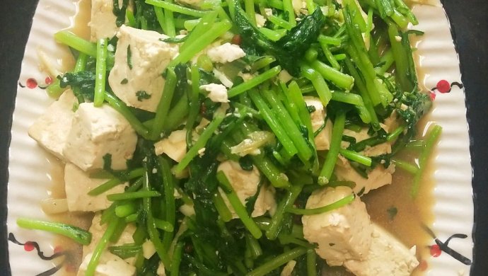 茼蒿炒豆腐