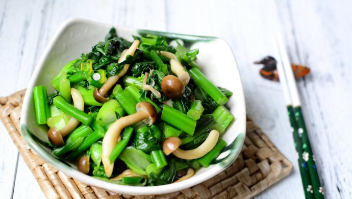 蚝油蟹味菇炒青菜