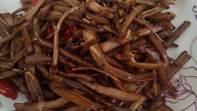 干煸茶树菇