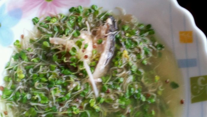 萝卜苗烧鱼