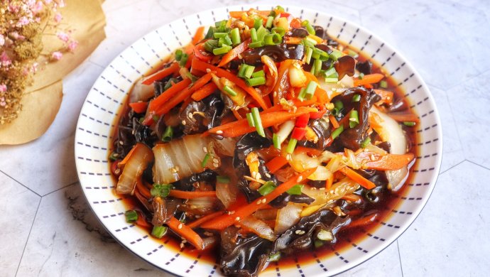 凉拌白菜梗