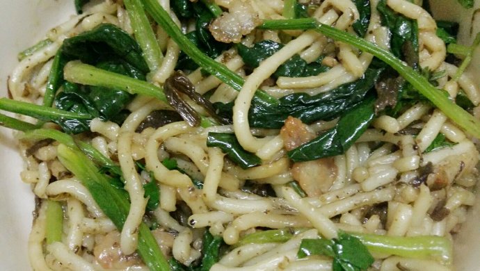 菠菜橄榄菜炒面