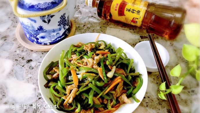 尖椒炒肉丝