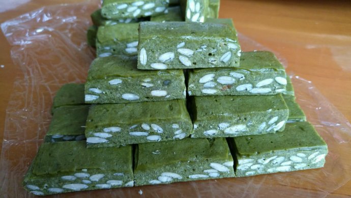 抹茶南瓜子牛轧糖