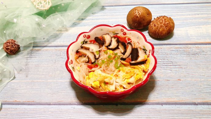 蕃茄菌菇鸡蛋面