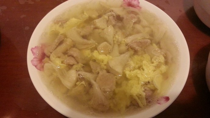 [养胃汤]猴头菇肉片蛋花汤