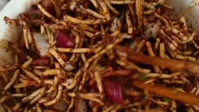 大葱凉拌折耳根
