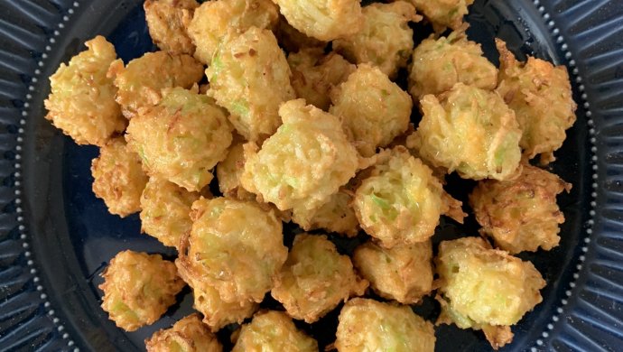 专治宝宝不吃菜2：青萝卜丸子