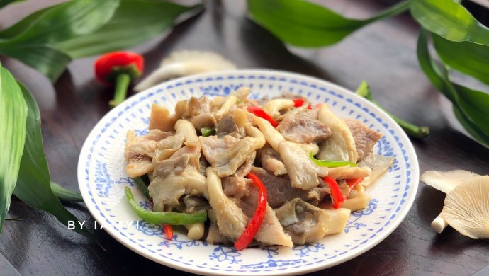 秀珍菇炒肉