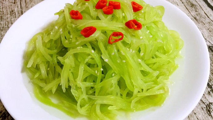 凉拌莴笋丝