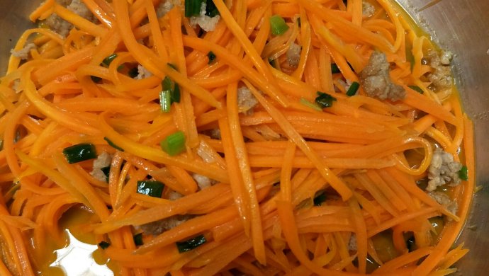 红萝卜炒肉丝