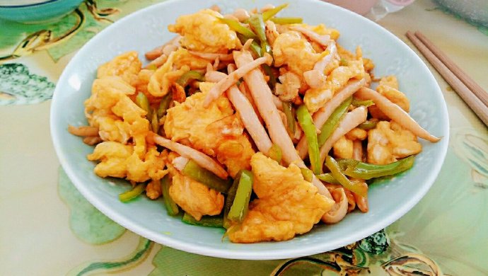 海鲜菇炒鸡蛋