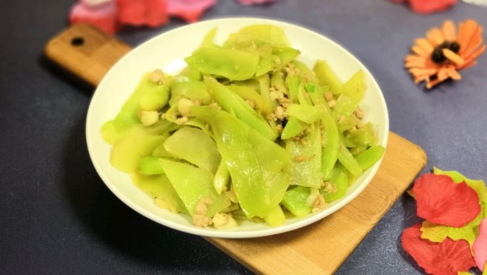 十分钟搞定的快手菜―肉末炒莴笋