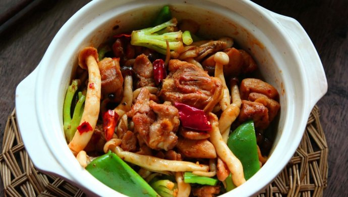 干锅香辣鸡块