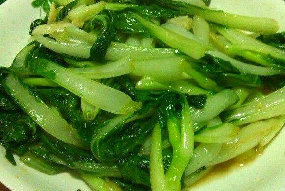 素炒小白菜