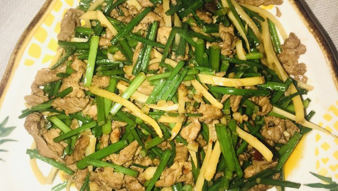 四川韭菜花炒肉