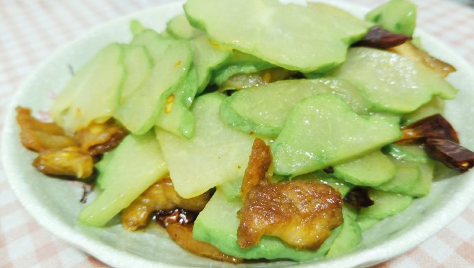 五花肉炒佛手瓜