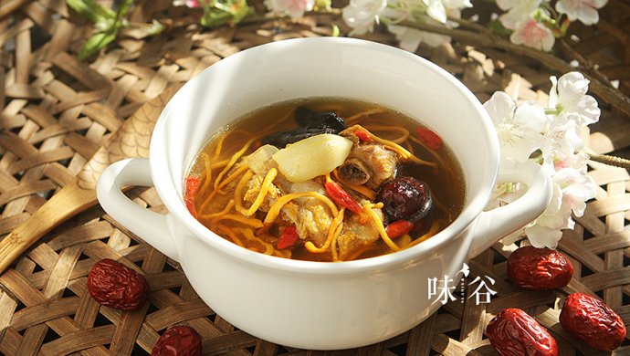 灵芝虫草花排骨汤