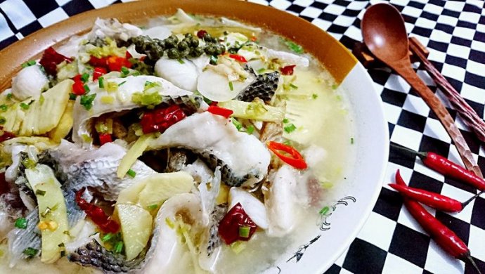 酸萝卜青花椒鱼-蜜桃爱营养师私厨的鱼料理-健身减肥食谱