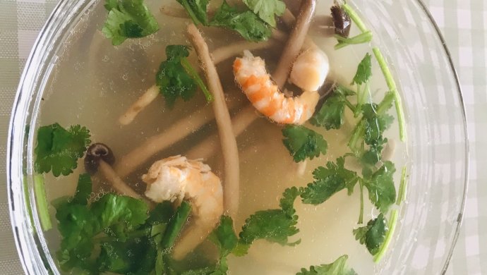 茶树菇海鲜汤