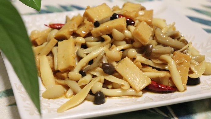 蟹味菇拌鱼豆腐