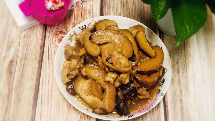 大花菇焖鸡腿
