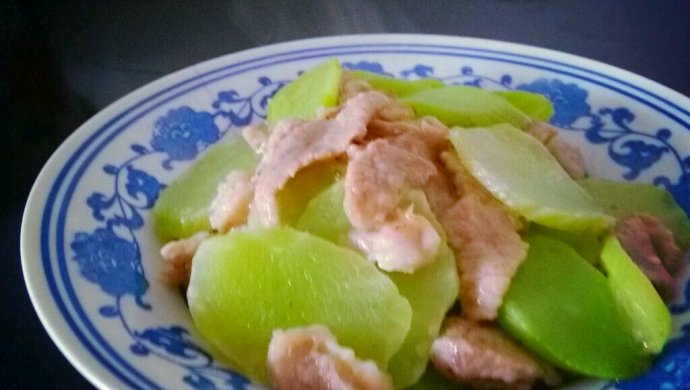 莴笋炒肉片