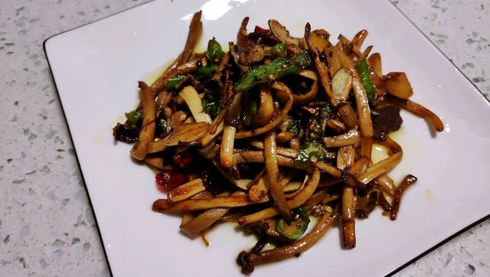 干煸茶树菇