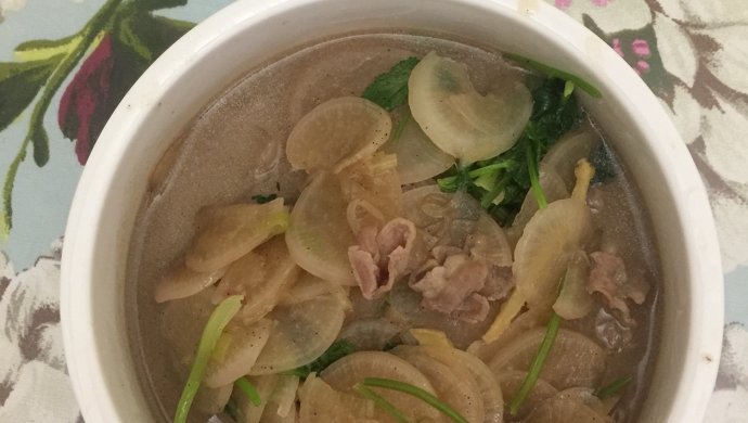 水萝卜羊肉汤
