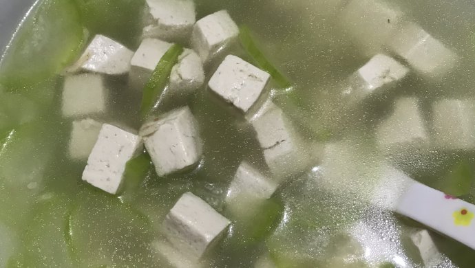 节瓜豆腐虾仁汤