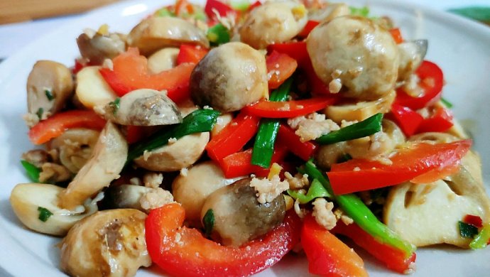 【两人食 | 草菇炒肉末】