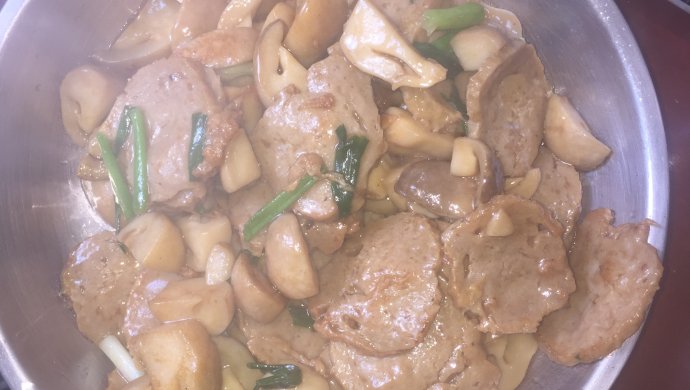 草菇炒肉片