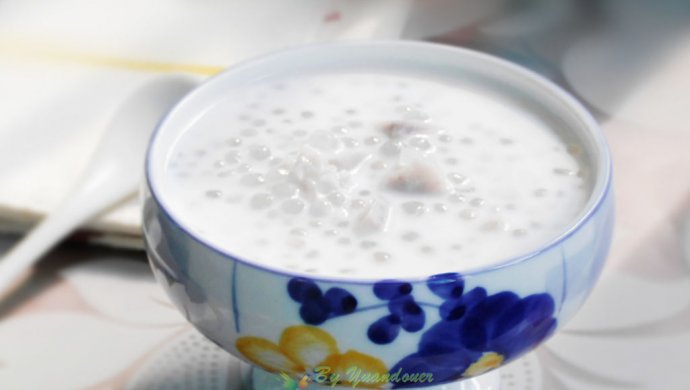 椰汁香芋西米露